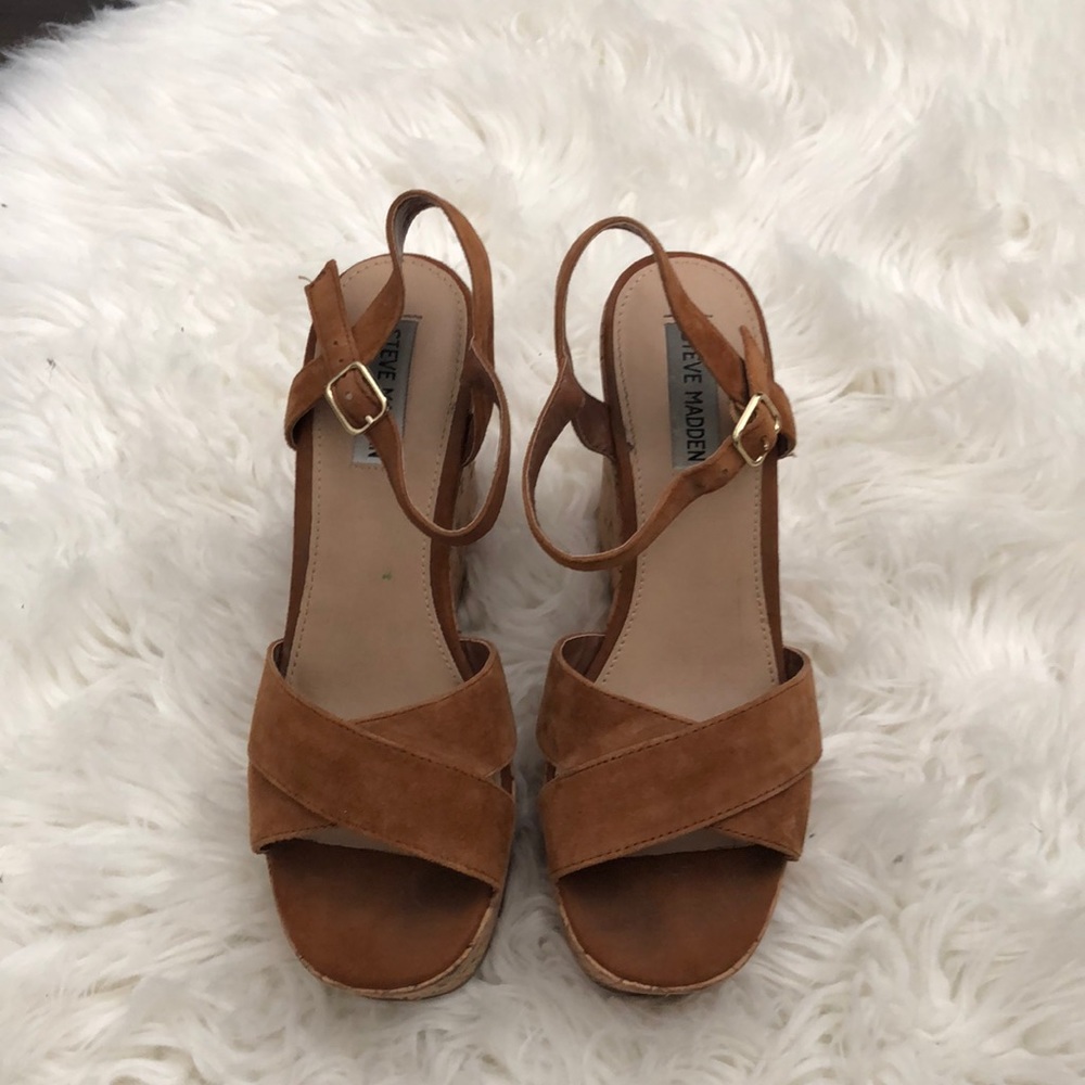 Steve Madden brown wedges
